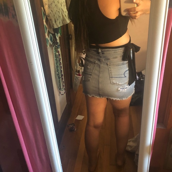 ⚡️AE distressed denim mini skirt ⚡️ - Picture 4 of 6